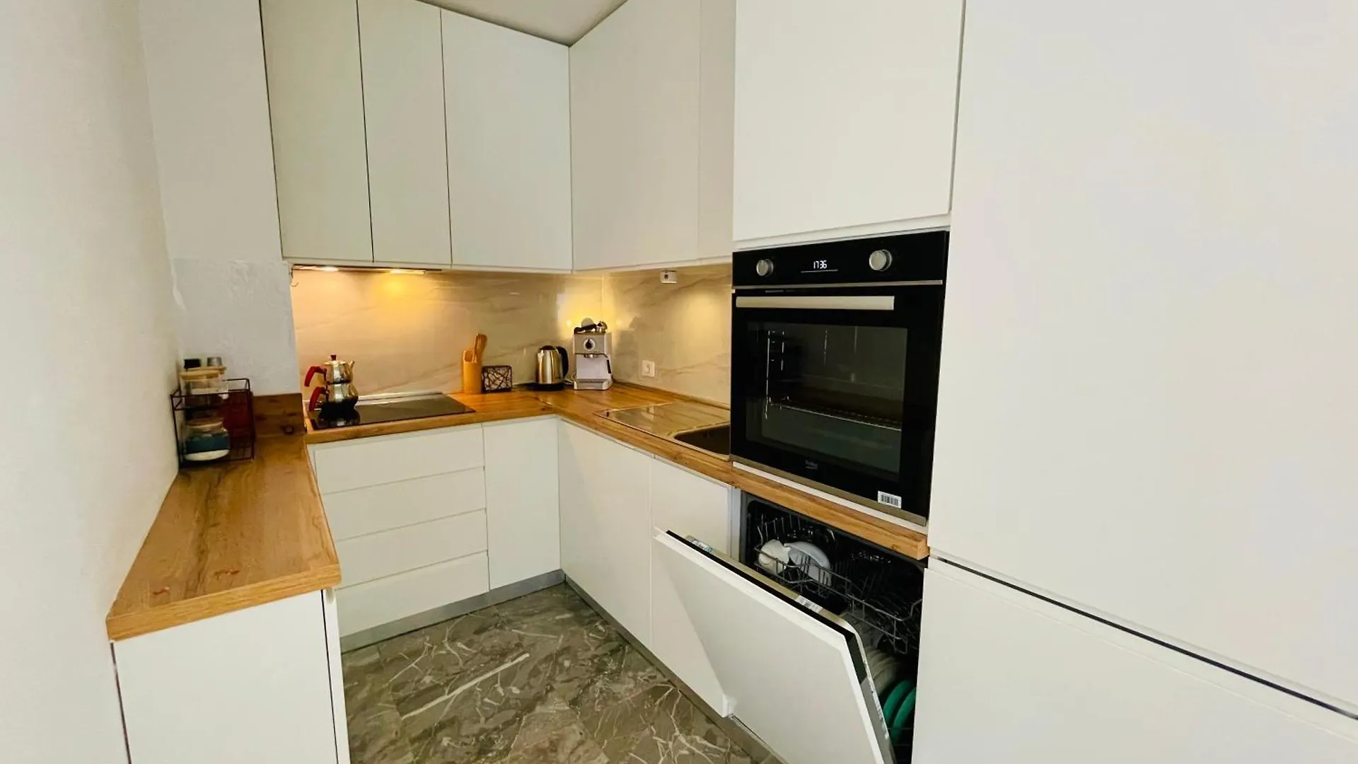 M&E Premium Apartments - San Pietro Durrës